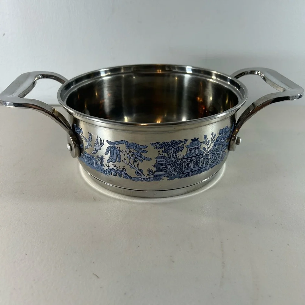 Vintage Blue willow stainless steel 1.5 quart pot